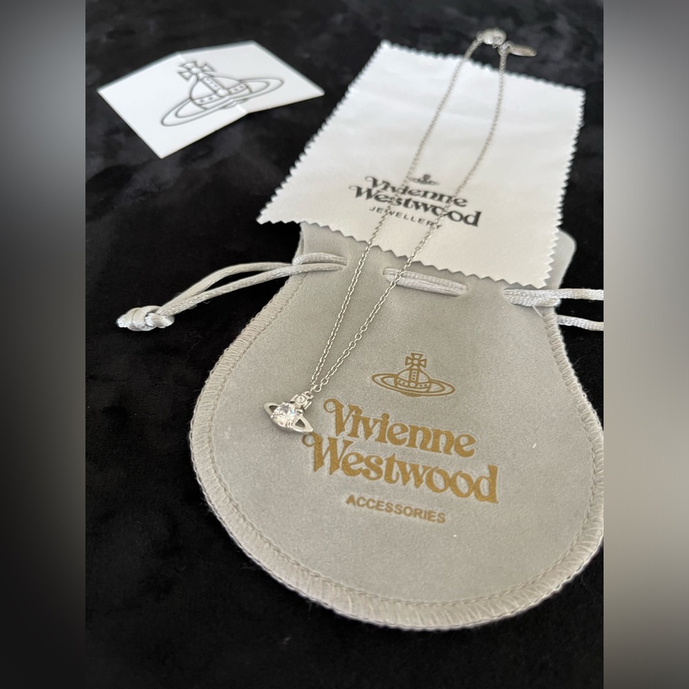 vivienne westwood necklace authentic